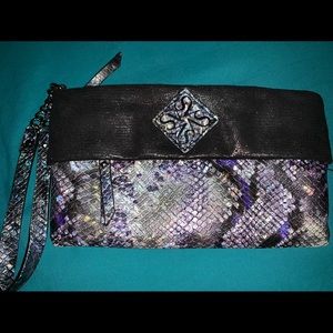 Simply Vera Vera Wang Snakeskin Wristlet Clutch